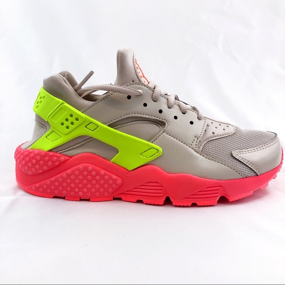 Nike Shoes - SOLD Nike Air Huarache Run Desert Sand W AUTHENTIC